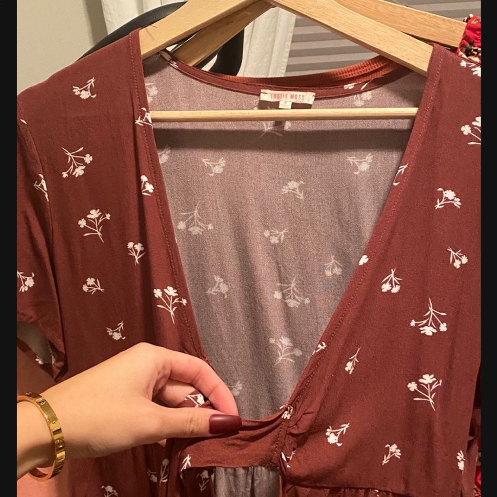 Clothes - Picture 15 of 16
